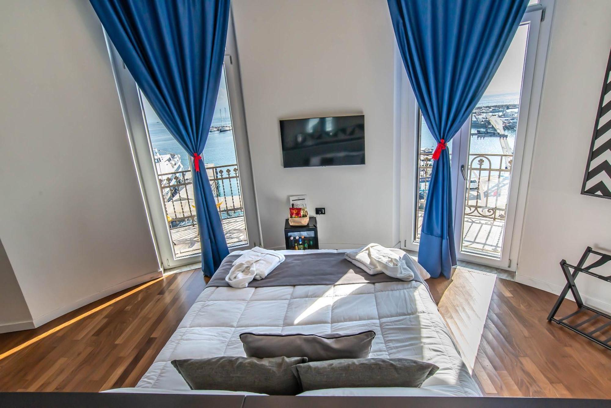 Gram Suites Neapol Zewnętrze zdjęcie
